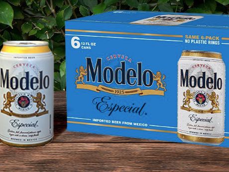 Modelo Summer Sweepstakes